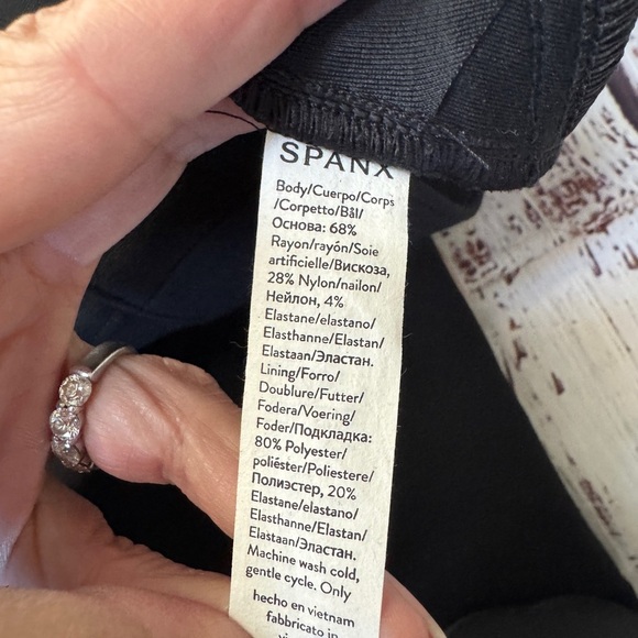 NEW Spanx The Perfect Black Pant Ankle Backseam Skinny In XS - Picture 7 of 10